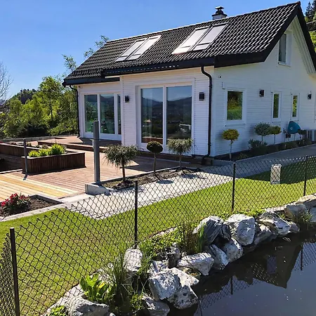 Orman Evi Hammarslandbakken *
